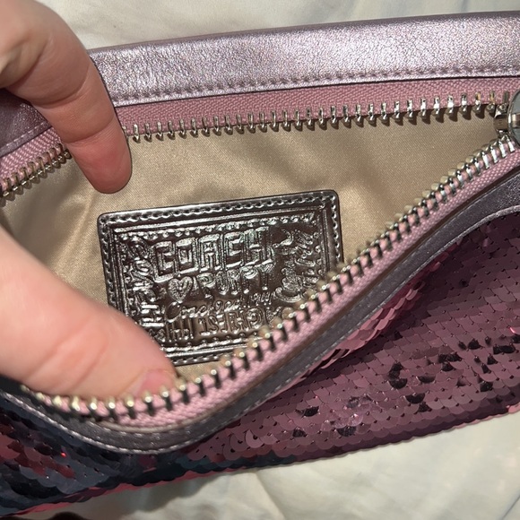 Coach poppy disco pink bag and pouch - Picture 5 of 5